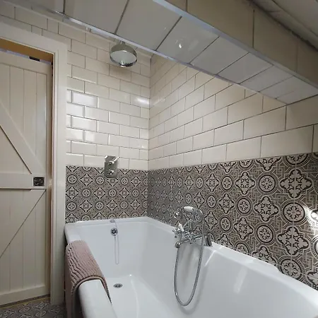 Chalet Apple Blossom *