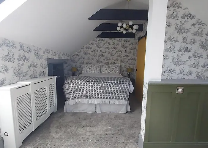 Chalet Apple Blossom *